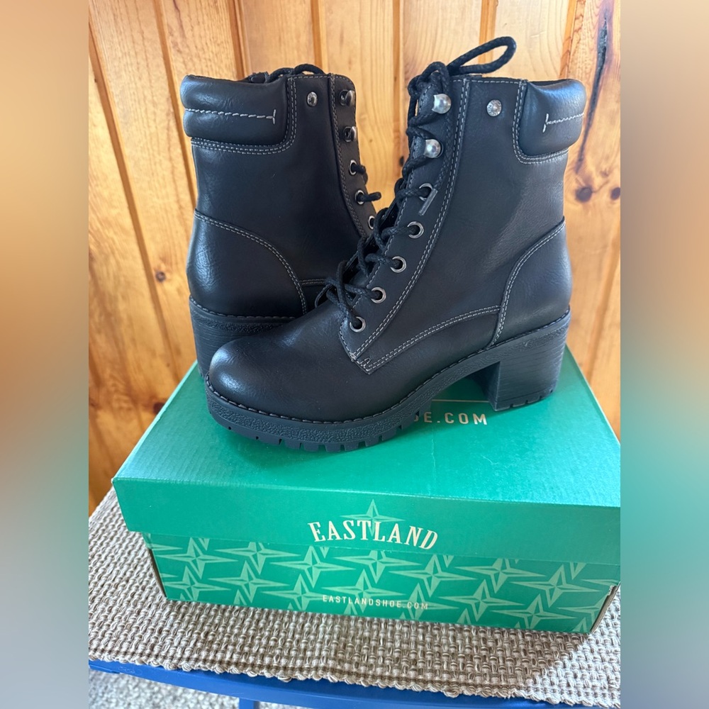 Eastland Brynn Boots Size 7.5 Last Call!